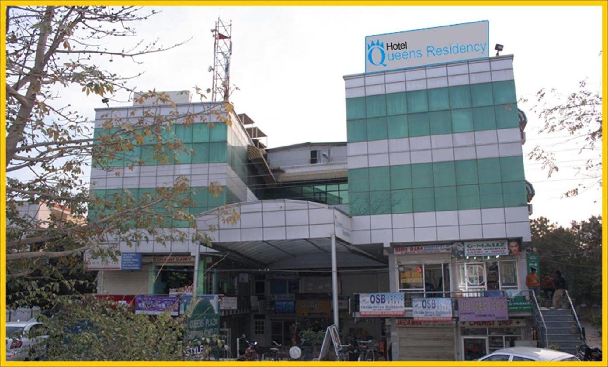 Hotel Queens Residency Gurgaon Exterior photo